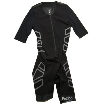 AeroForce TriSuit with Sleeves MkIII front 1800x1800