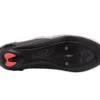 000MCT5AIR_BLKWHTCR_6SOLE_HD.png