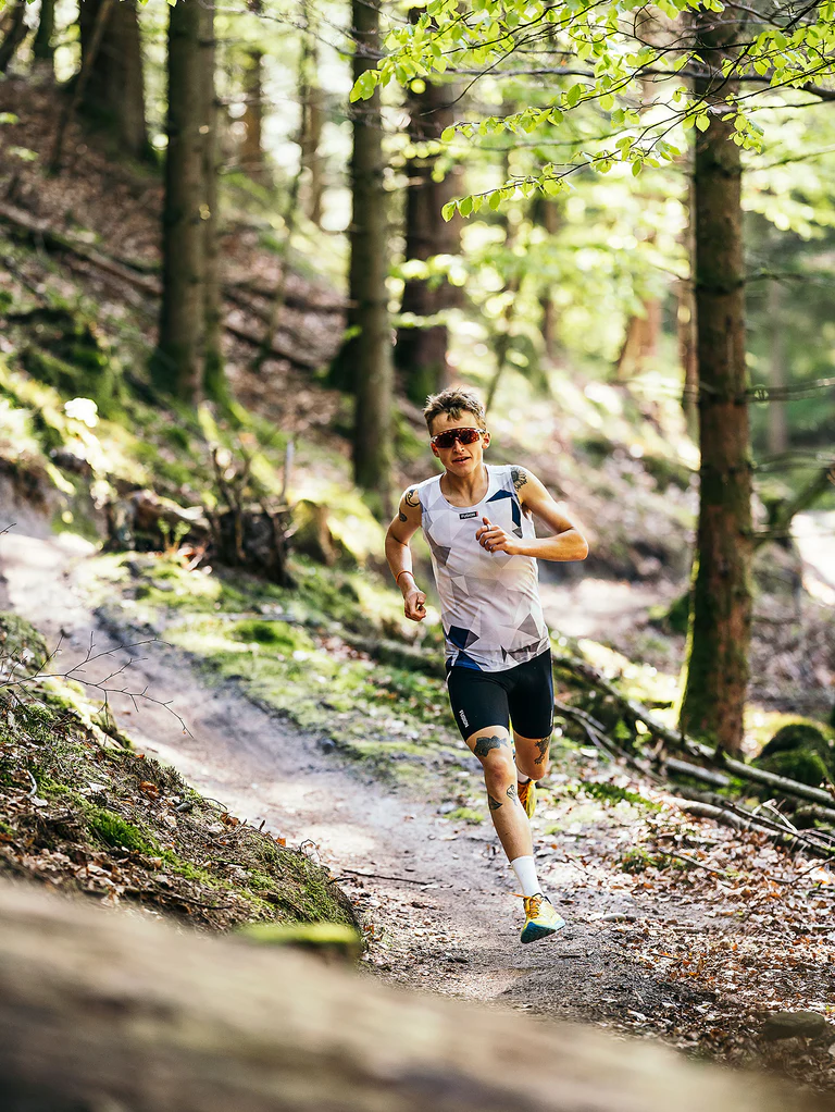 Tempo-Run-Singlet_1127_Blue_4_v1-10296633.jpg
